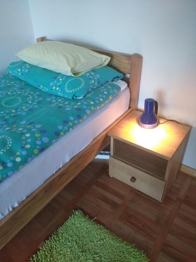 Rooms "Nada Zunic" Knin Eksteriør billede