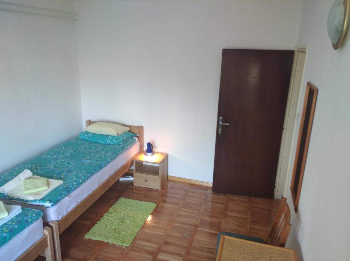 Rooms "Nada Zunic" Knin Eksteriør billede
